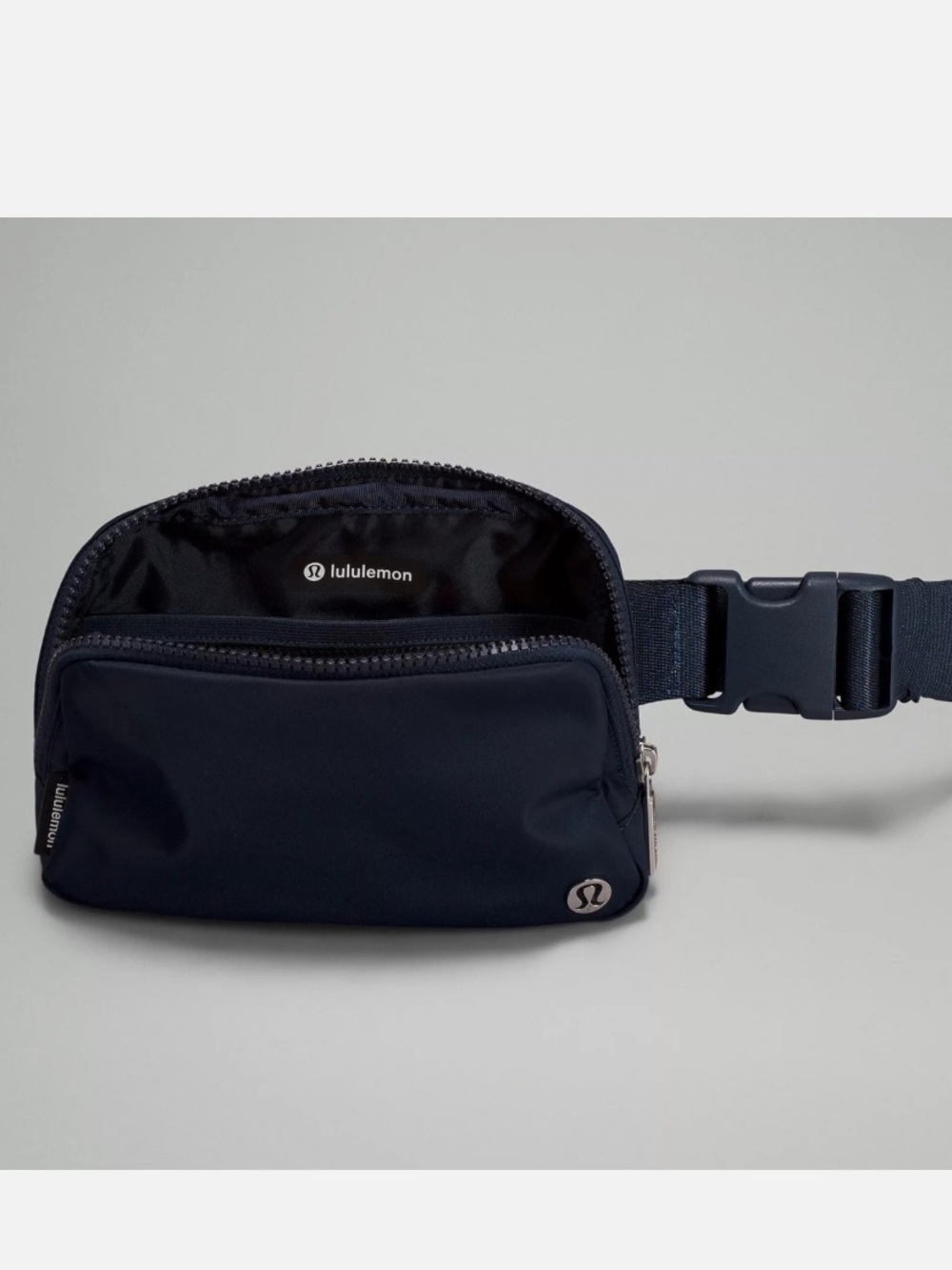 lululemon athletica Navy Waist Pack - Picture 4 of 7